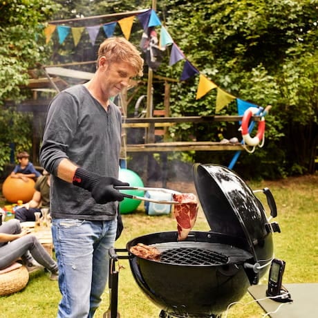 Weber Master-Touch GBS E-5750